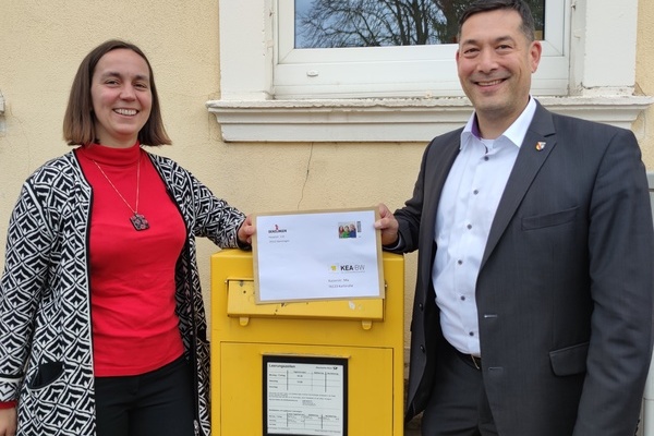 Klimaschutzmanagerin Diana Sträuber und Bürgermeister Markus Hollemann Klimaschutzmanagerin Diana Sträuber und Bürgermeister Markus Hollemann