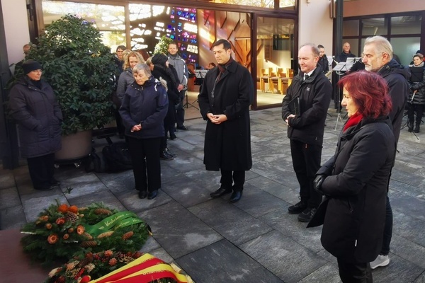 Die Vereine Gedenken an die Toten.  Die Vereine Gedenken an die Toten.