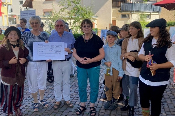 B&uuml;rgerstiftung Denzlingen unterst&uuml;tzt Feierlichkeiten des Inselhaus-Jubil&auml;ums