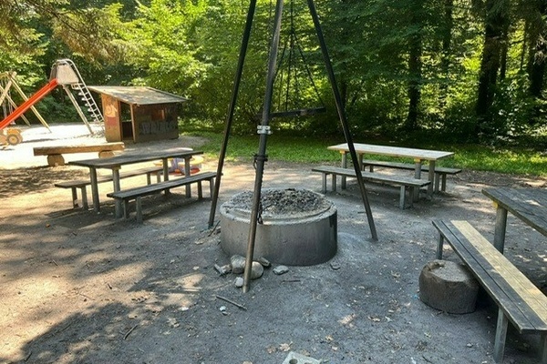 Die Grillstelle am Waldspielplatz in Denzlingen. Foto: Gemeinde Denzlingen Die Grillstelle am Waldspielplatz in Denzlingen. Foto: Gemeinde Denzlingen