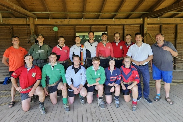 Bild: Bürgermeister Markus Hollemann mit Team D in Denzlingen. Foto: Gemeinde Denzlingen. Bild: Bürgermeister Markus Hollemann mit Team D in Denzlingen. Foto: Gemeinde Denzlingen.